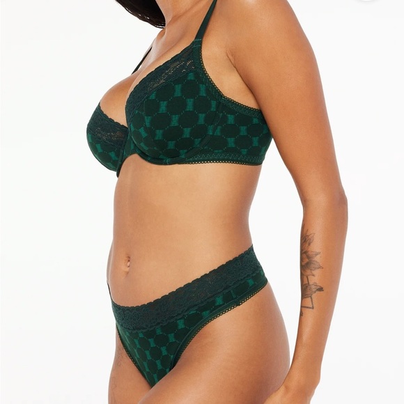 Savage X Fenty Green Glo X Link Cotton Bralette Mid-Rise Thong & High-Leg Bikini - Picture 5 of 16